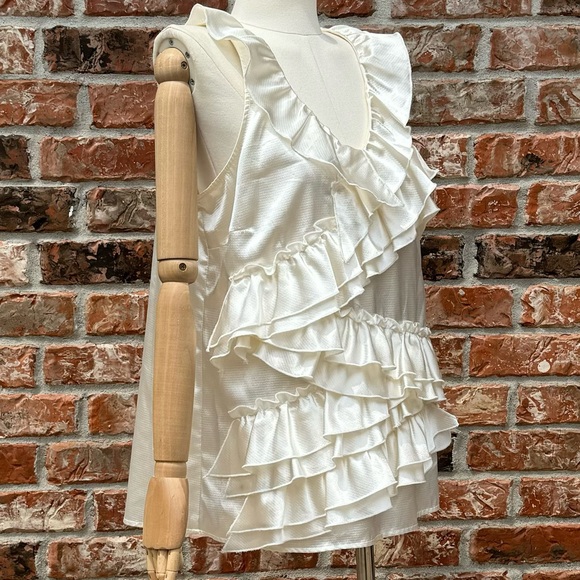Romeo & Juliet Couture ruffled ivory satin blouse / L / Excellent condition - Picture 7 of 15